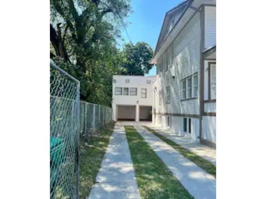 Guest House Near Downtown Маями Екстериор снимка